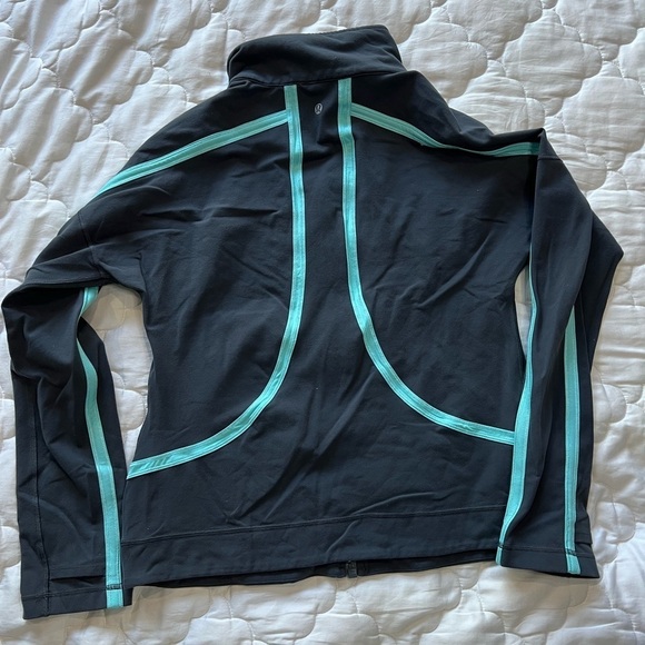 LULULEMON Grey & Blue Zip Up Jacket  Size 12 - Picture 2 of 8